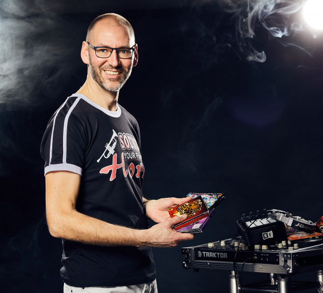 DJ Big Blender | Bruiloft DJ | Drive In Show | Ervaren & Allround