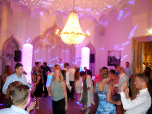 Bruiloft met DJ Show Bij Landgoed De Schaffelaar in Barneveld